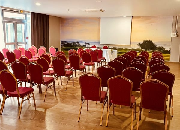 HOTEL DU GOLF ROSNY, Suite, Rosny-sous-Bois, France